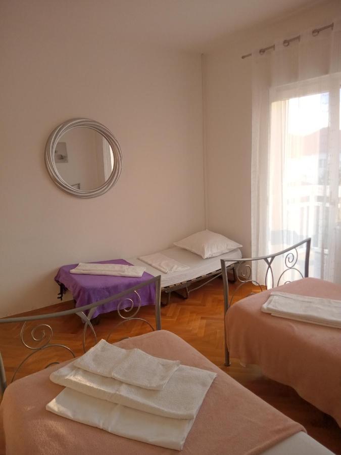 Apartman Teklic Каштела Экстерьер фото