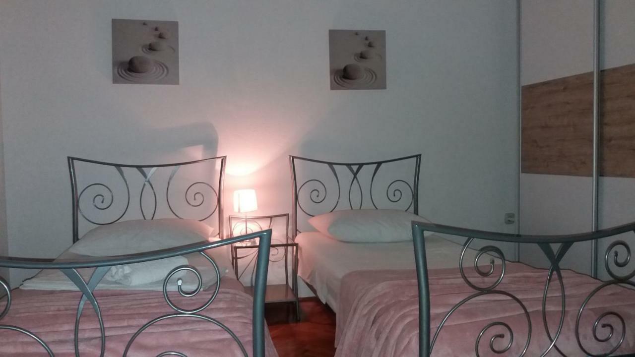 Apartman Teklic Каштела Экстерьер фото